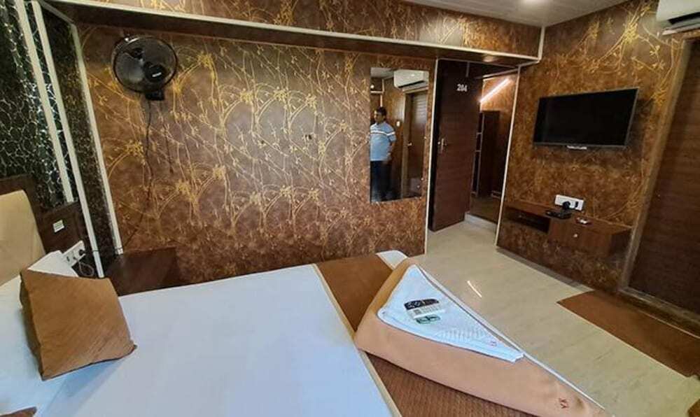 Мумбаи: Fabexpress Ashirwad Residency Arn To Gst