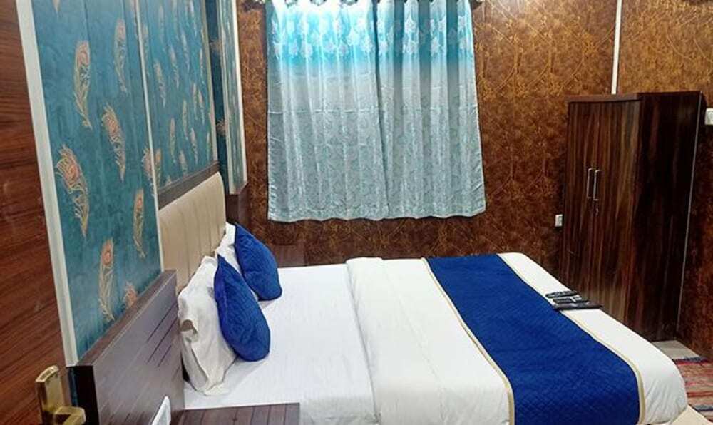 Мумбаи: Fabexpress Ashirwad Residency Arn To Gst
