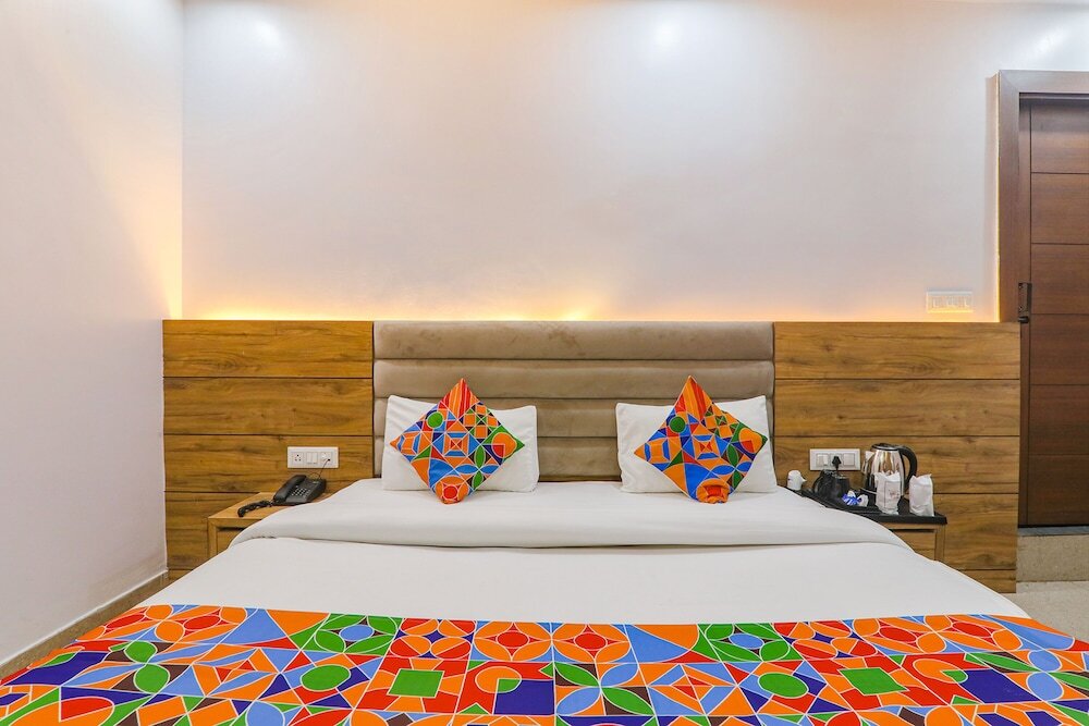 Лакхнау: Fabhotel The Crestelia