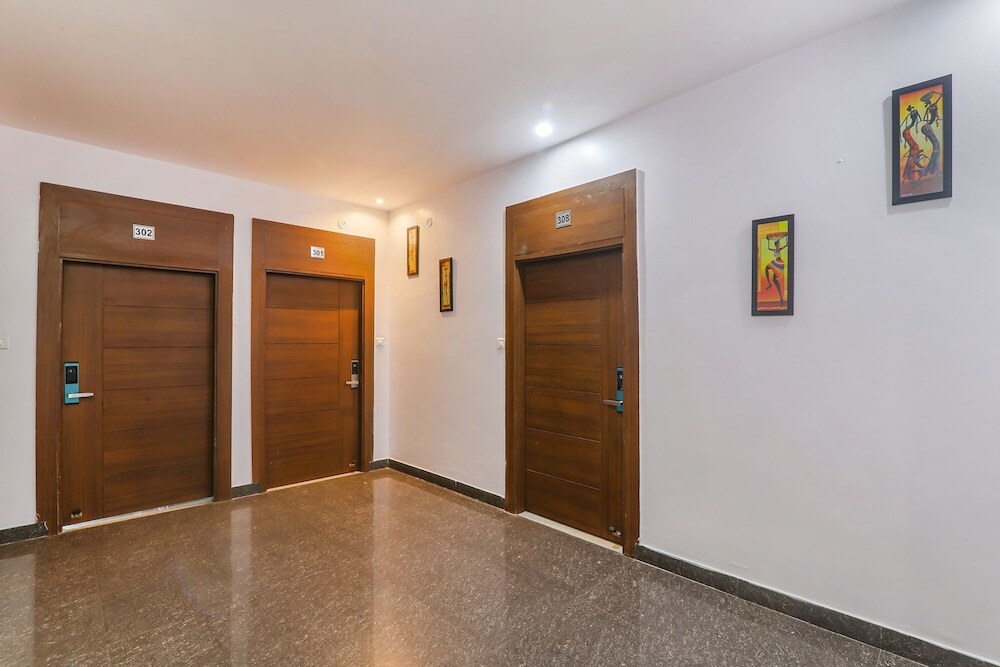 Лакхнау: Fabhotel The Crestelia