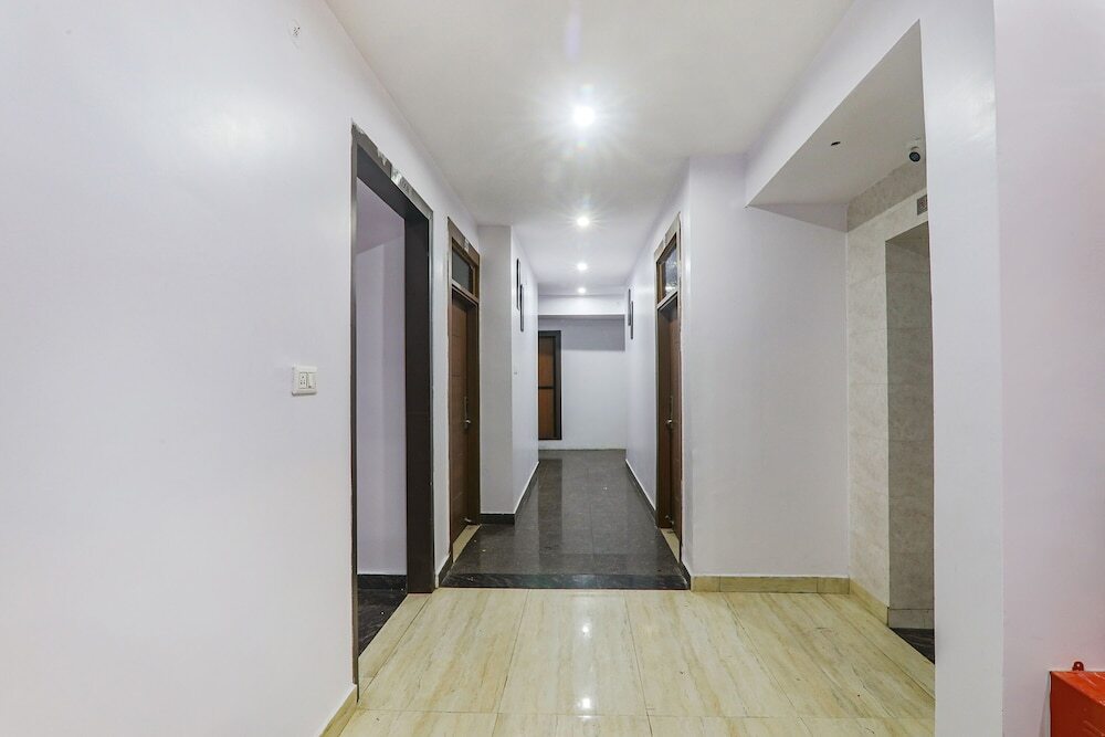 Лакхнау: Fabhotel The Crestelia