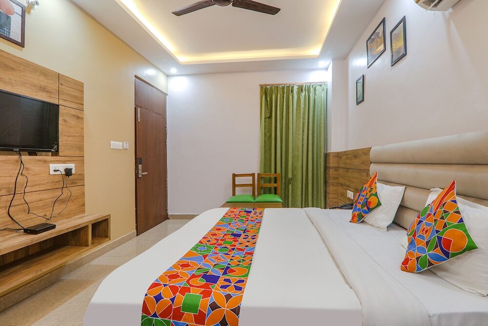 Лакхнау: Fabhotel The Crestelia