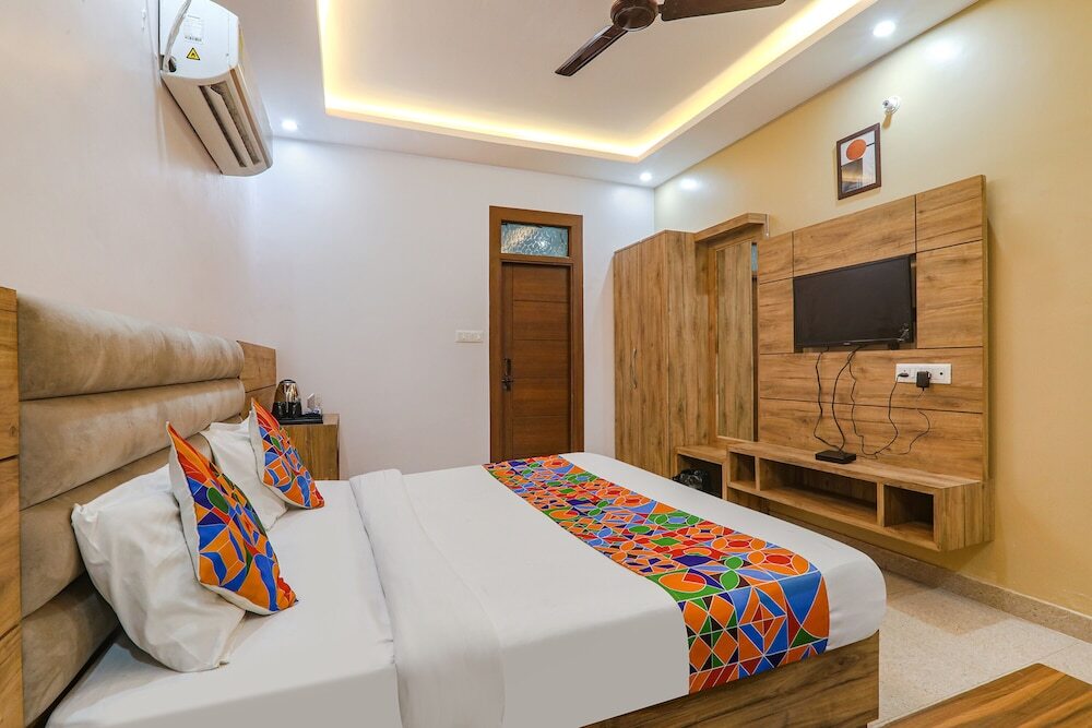 Лакхнау: Fabhotel The Crestelia
