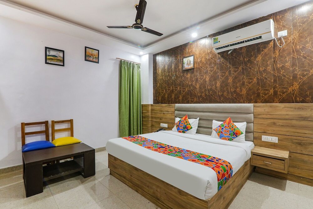 Лакхнау: Fabhotel The Crestelia