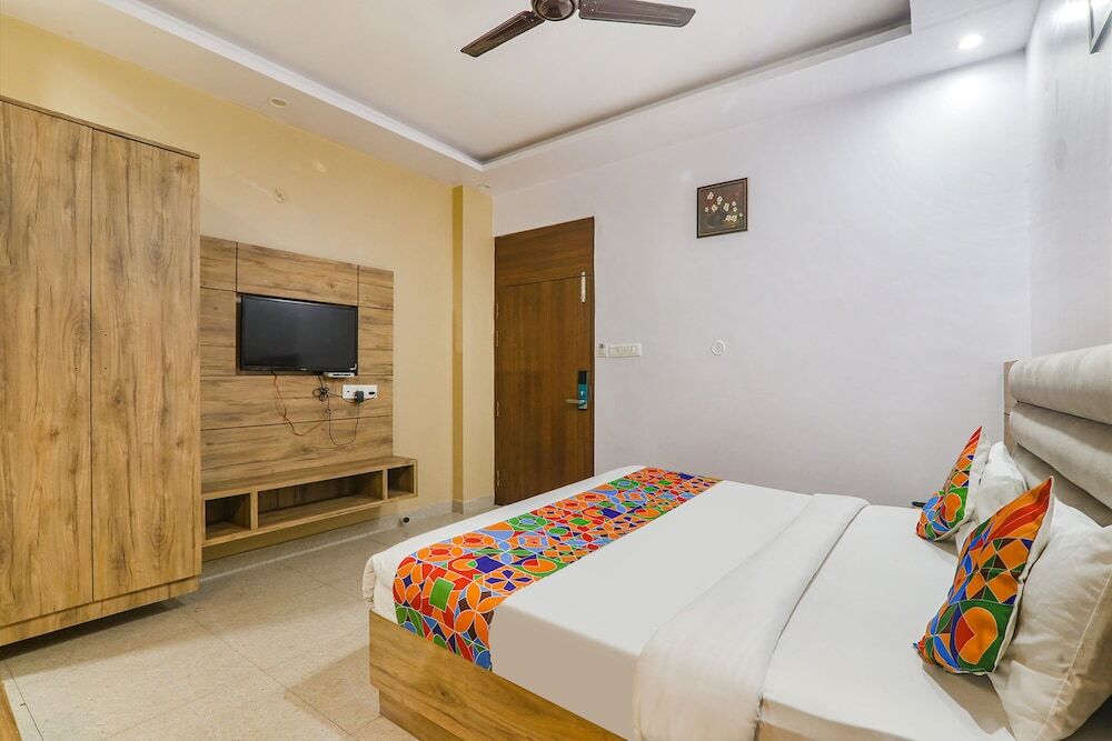 Лакхнау: Fabhotel The Crestelia