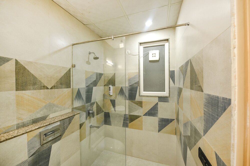 Гуруграм: FabHotel Corporate suite