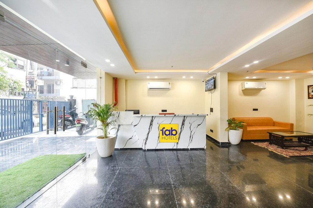 Гуруграм: FabHotel Corporate suite