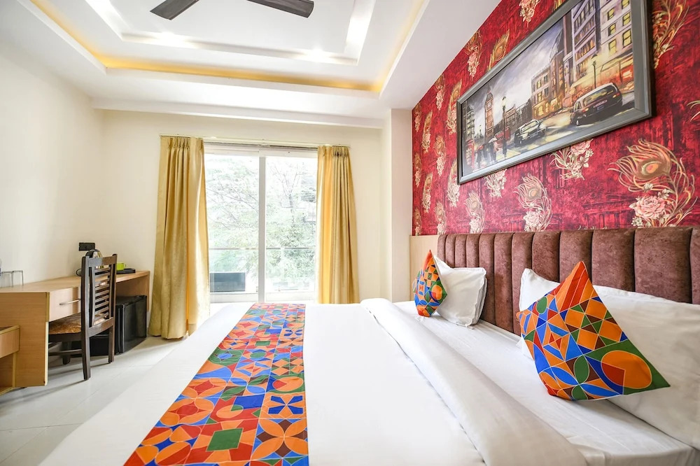 Гуруграм: FabHotel Corporate suite