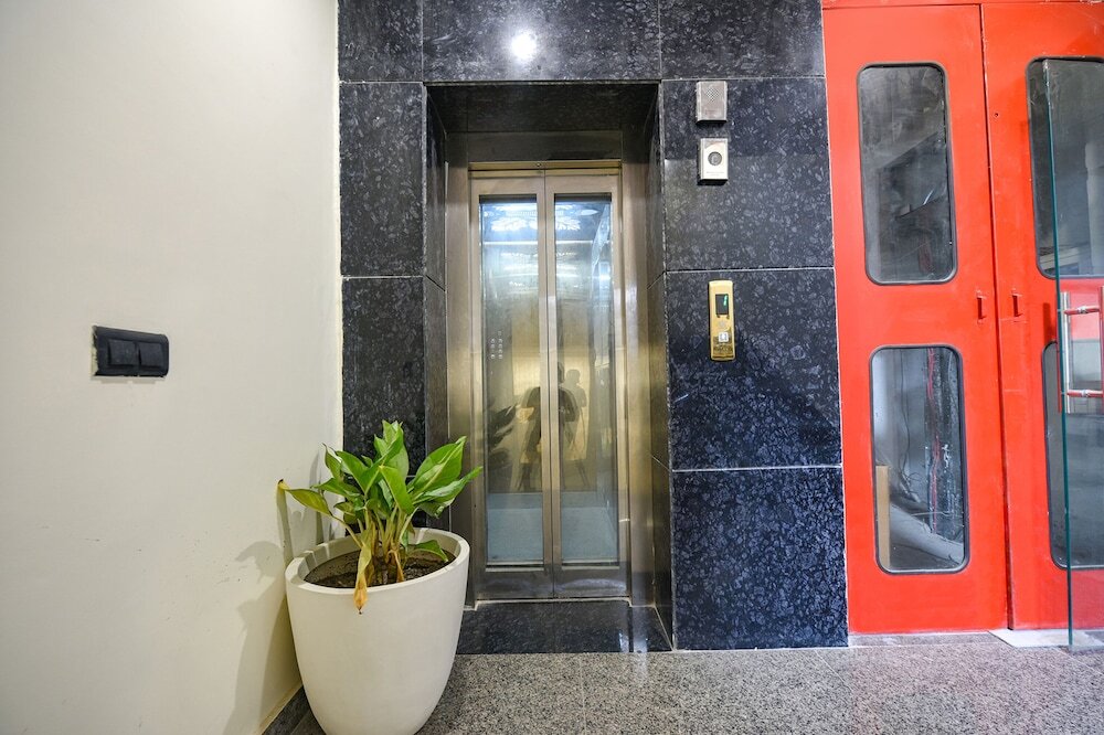 Гуруграм: FabHotel Corporate suite