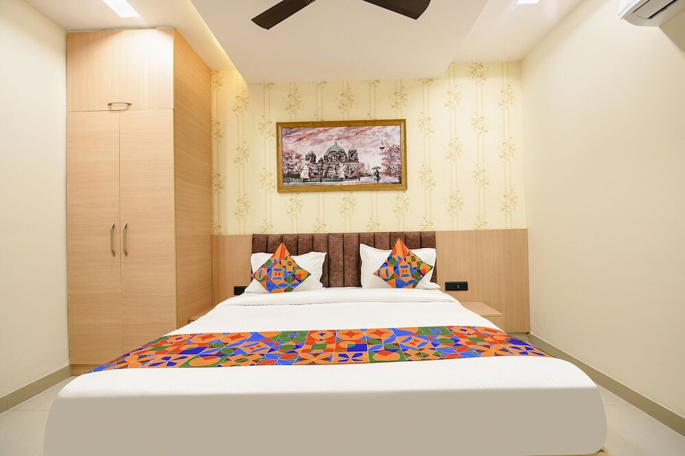 Гуруграм: FabHotel Corporate suite