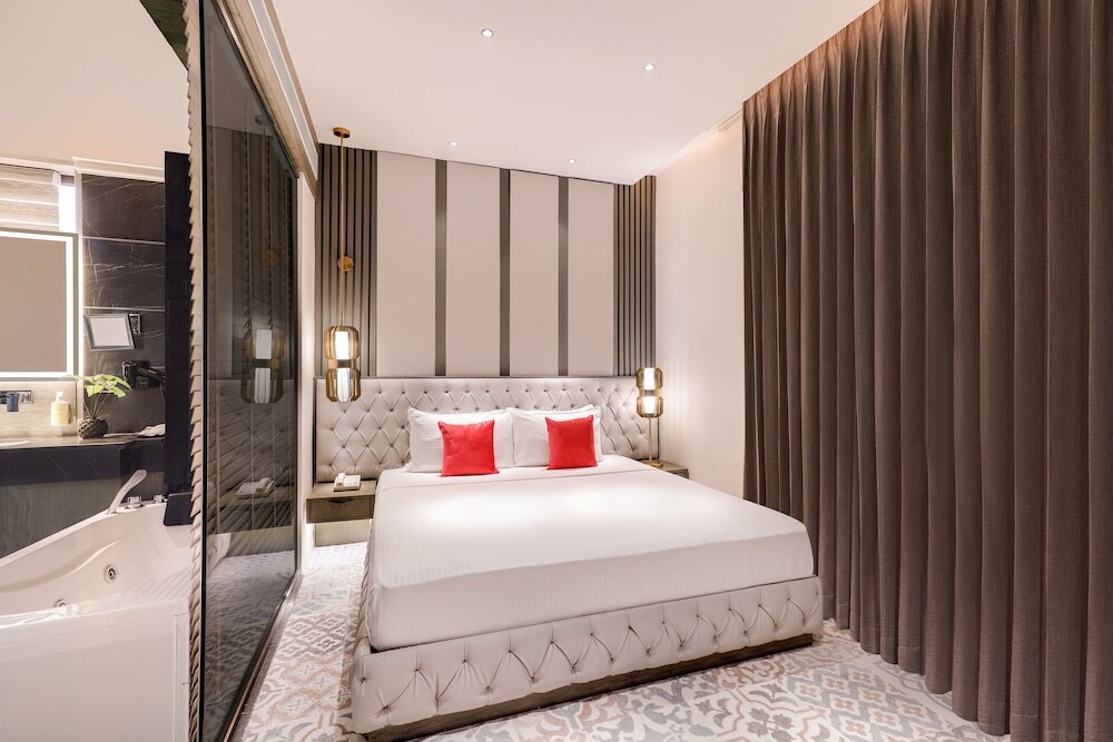 Ханзи: Lemon Tree Hotel Hisar