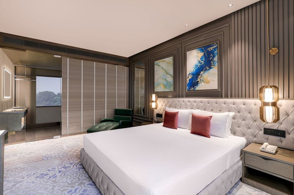 Ханзи: Lemon Tree Hotel Hisar