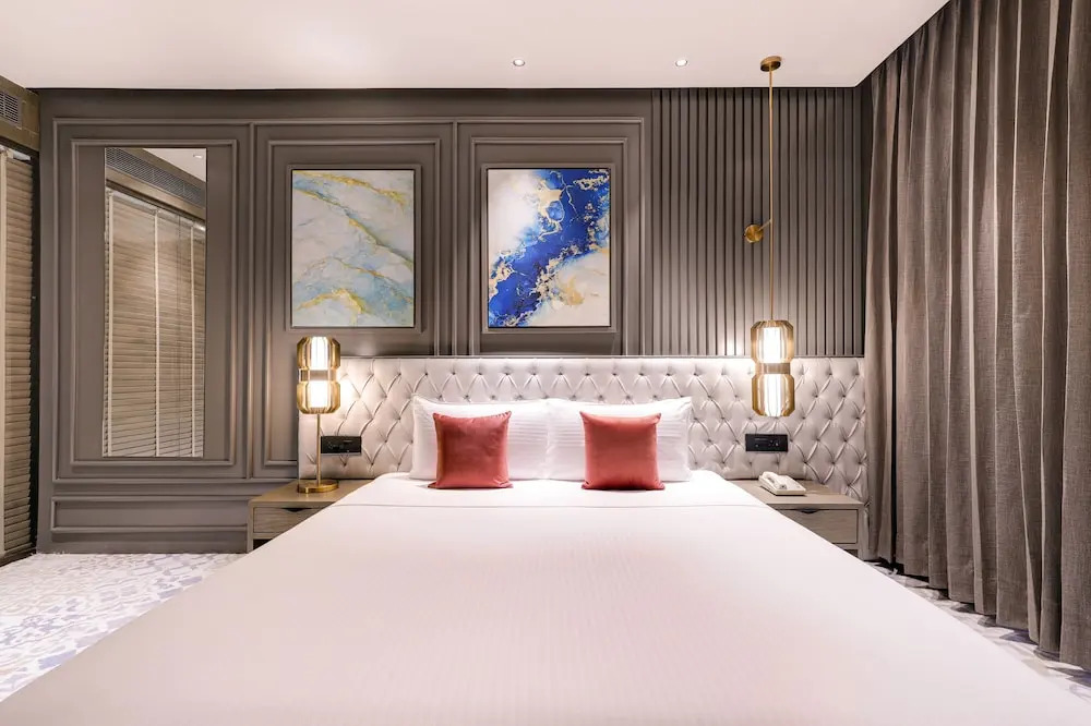 Ханзи: Lemon Tree Hotel Hisar