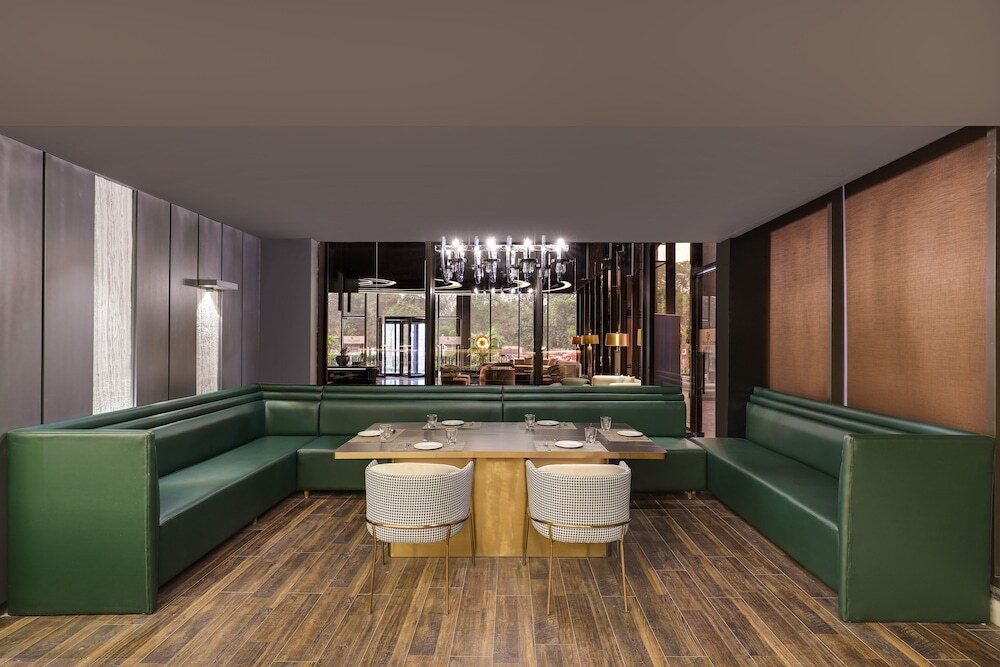 Ханзи: Lemon Tree Hotel Hisar
