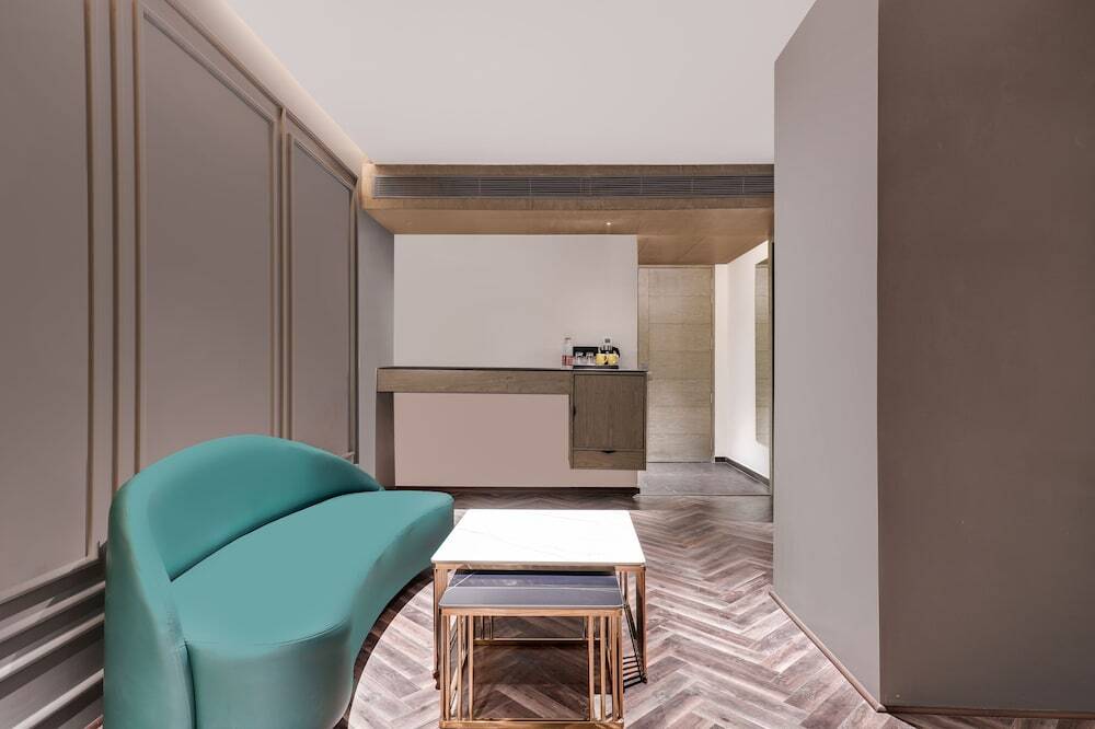 Ханзи: Lemon Tree Hotel Hisar
