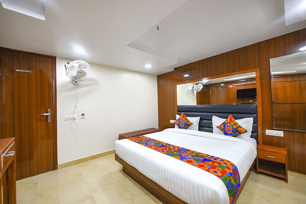Нью-Дели: Fabhotel Mona International