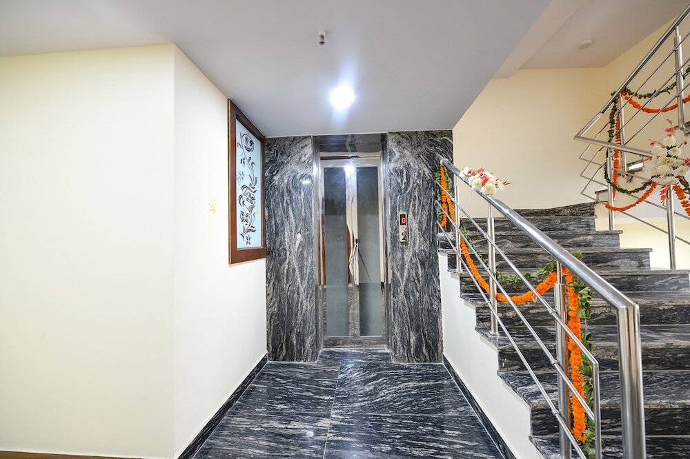 Нью-Дели: Fabhotel Mona International