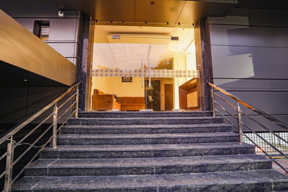 Канпур: Fabhotel Prime Swarn Bhoomi