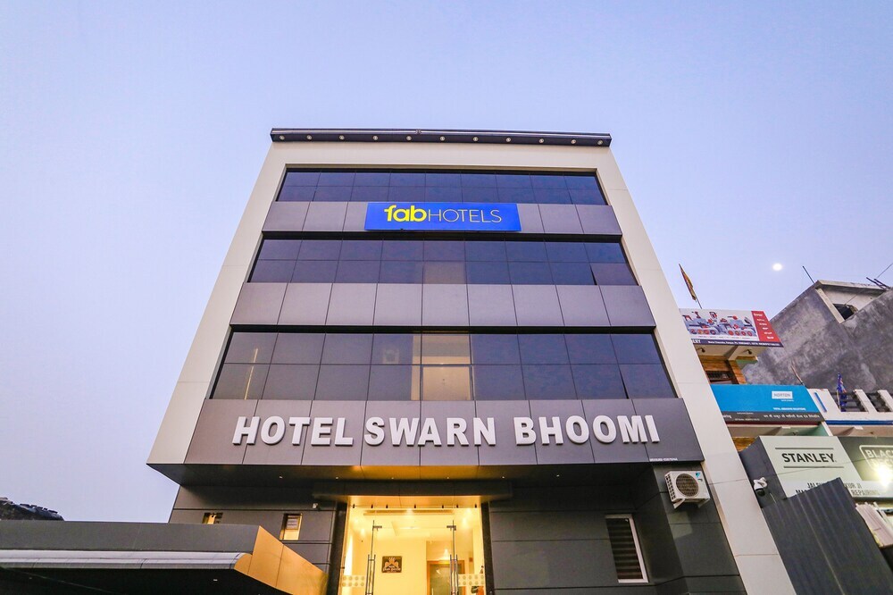 Канпур: Fabhotel Prime Swarn Bhoomi
