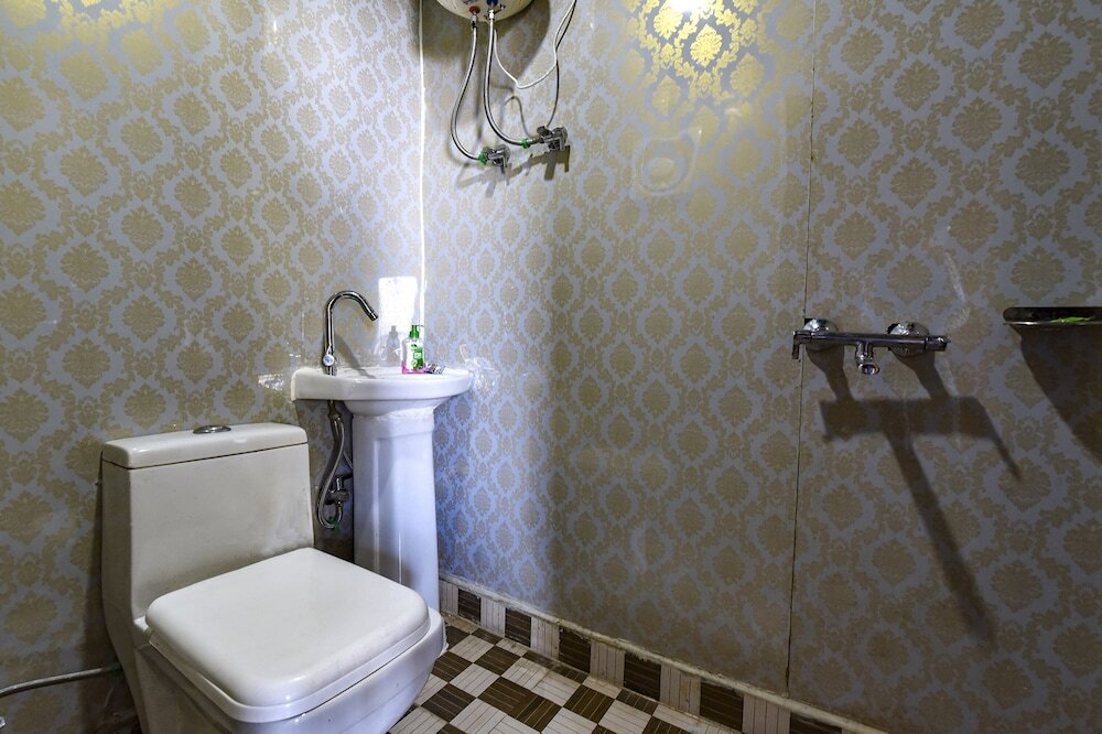 Прем-Нагар: Fabhotel Neilkanth