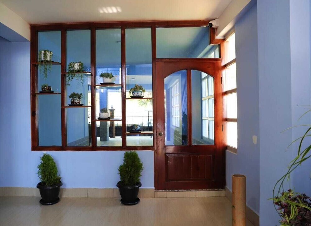 Таванг: Hotel Vivid Tawang