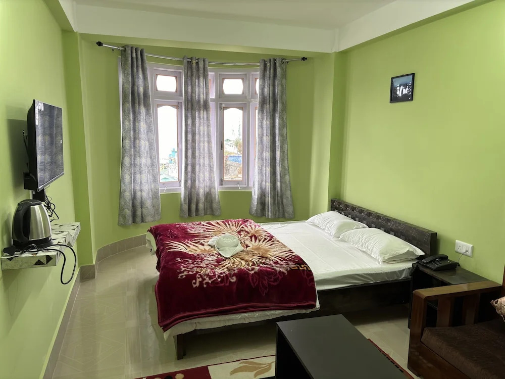 Таванг: Hotel Vivid Tawang