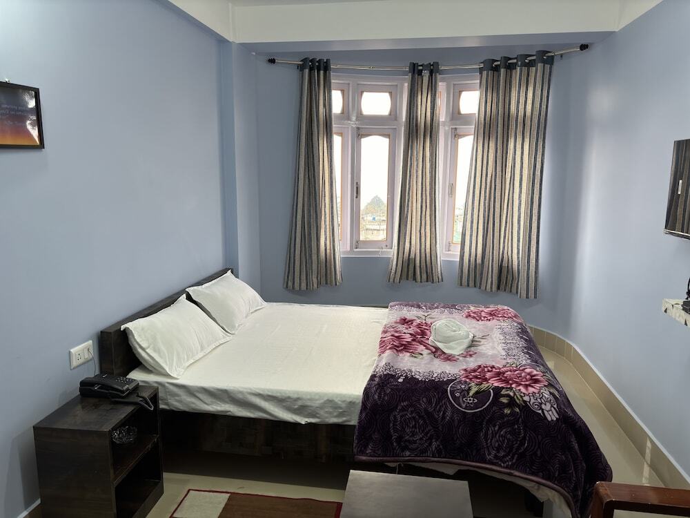 Таванг: Hotel Vivid Tawang