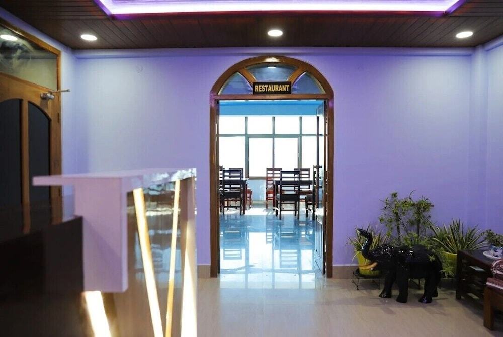 Таванг: Hotel Vivid Tawang