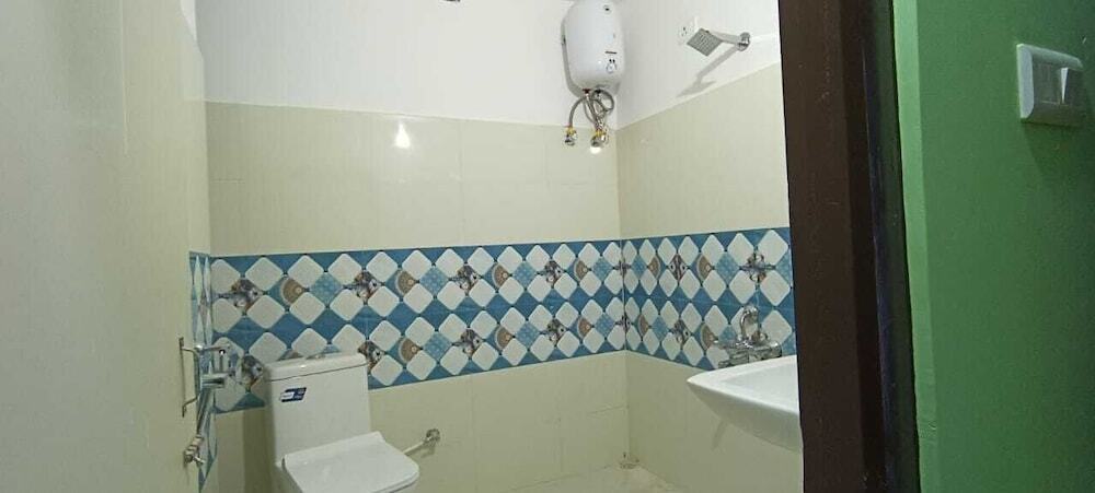 Таванг: Hotel Vivid Tawang