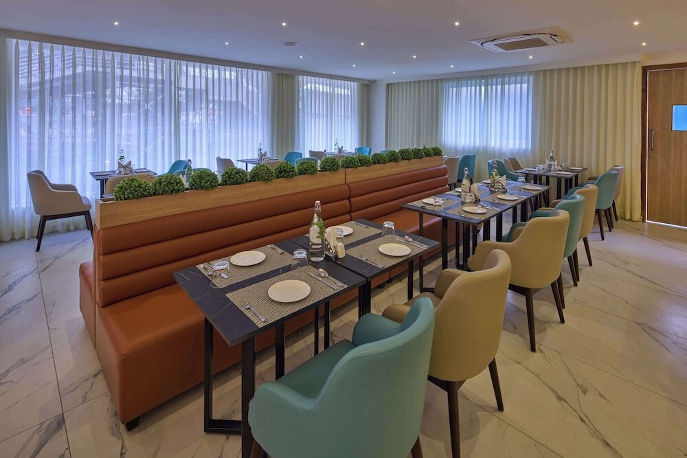 Бангалор: Grand Continent Hebbal a Sarovar Portico Affiliate Hotel
