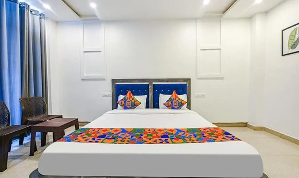 Дхарампур: Fabhotel The Micky House