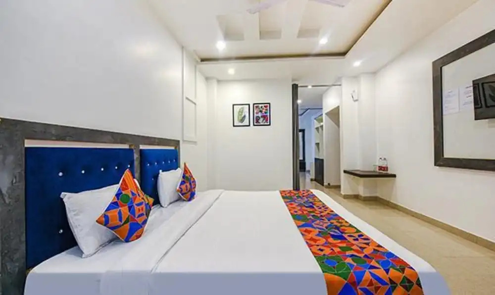 Дхарампур: Fabhotel The Micky House