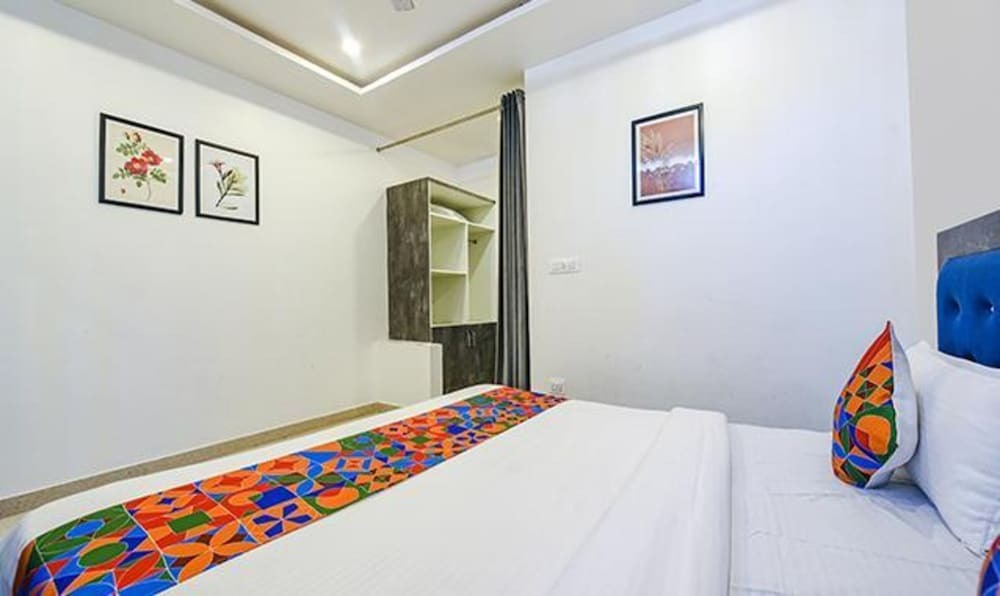 Дхарампур: Fabhotel The Micky House
