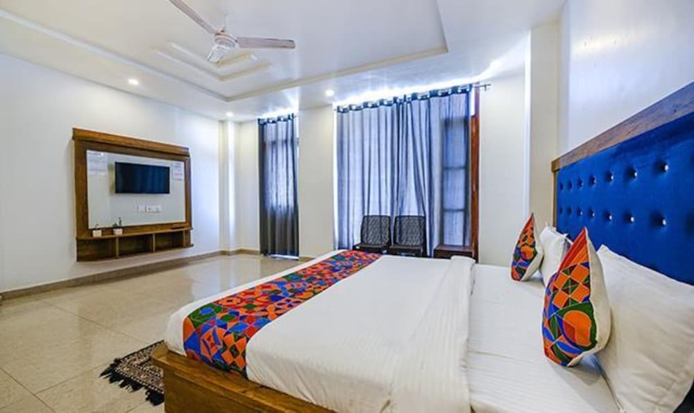 Дхарампур: Fabhotel The Micky House