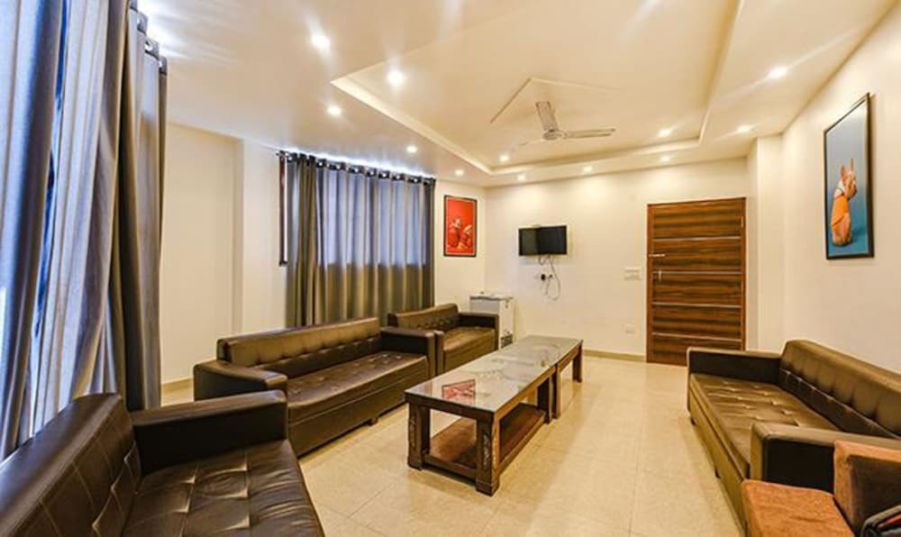 Дхарампур: Fabhotel The Micky House