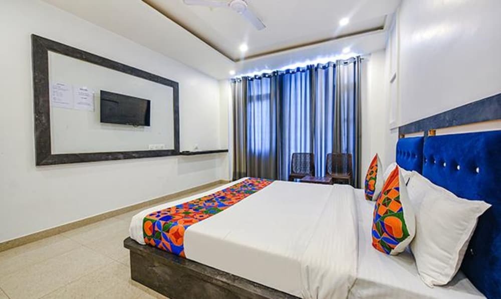 Дхарампур: Fabhotel The Micky House