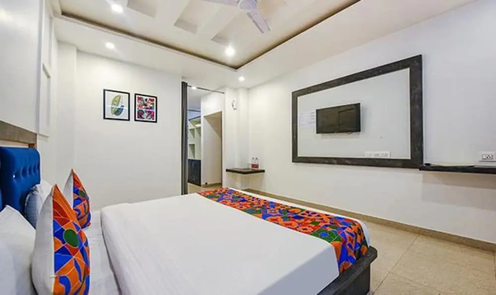 Дхарампур: Fabhotel The Micky House