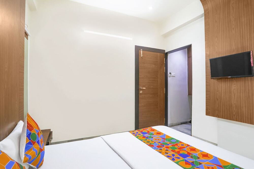 Нашик: Fabhotel City Palace I