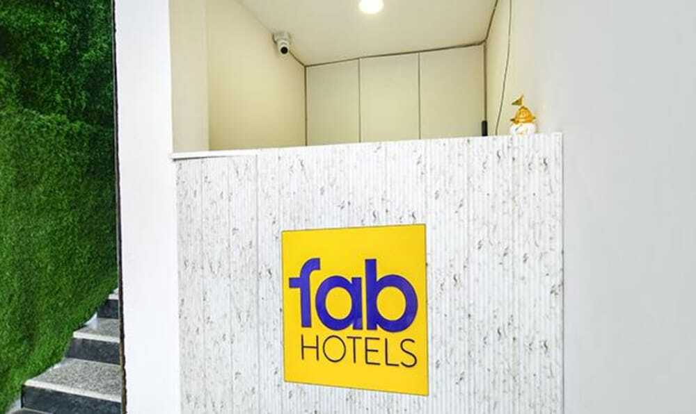 Индаур: Fabhotel One Stay