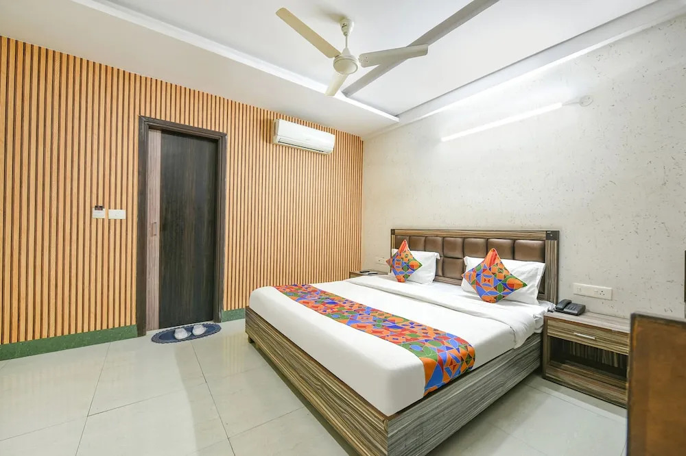 Мохали: Fabhotel Ess Pee Grand