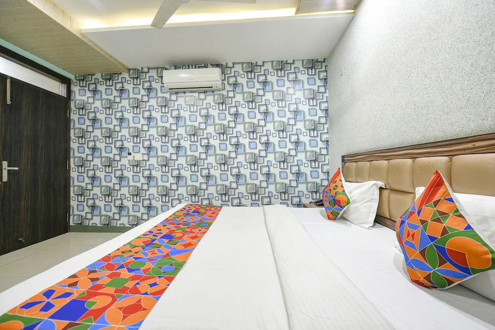 Мохали: Fabhotel Ess Pee Grand