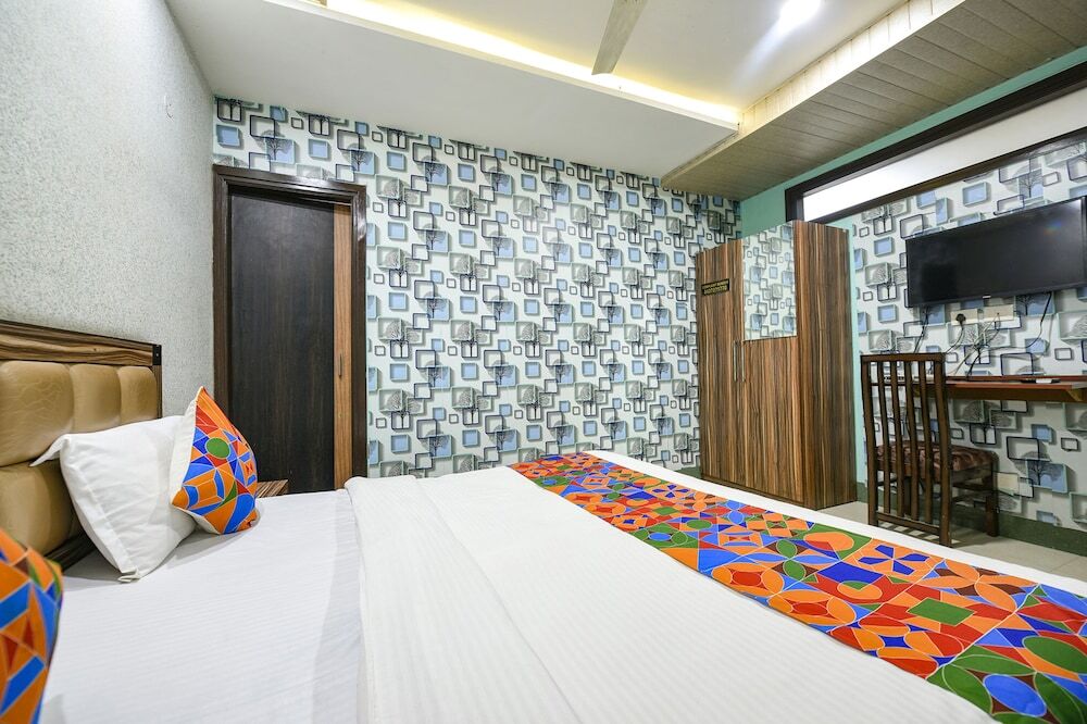 Мохали: Fabhotel Ess Pee Grand