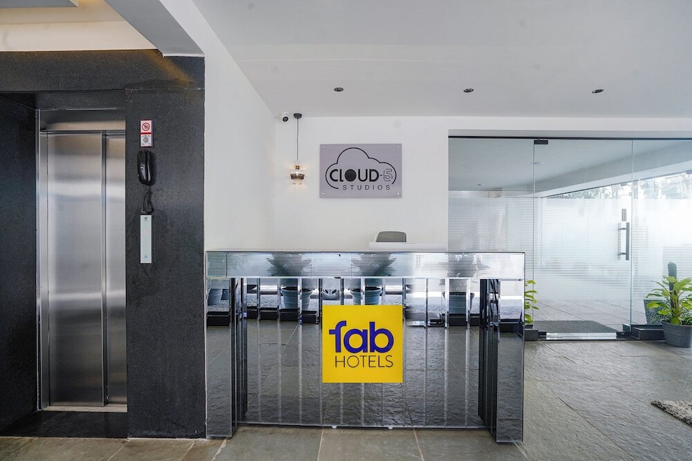 Хидерабад: Fabhotel Prime Cloud 5 Studios