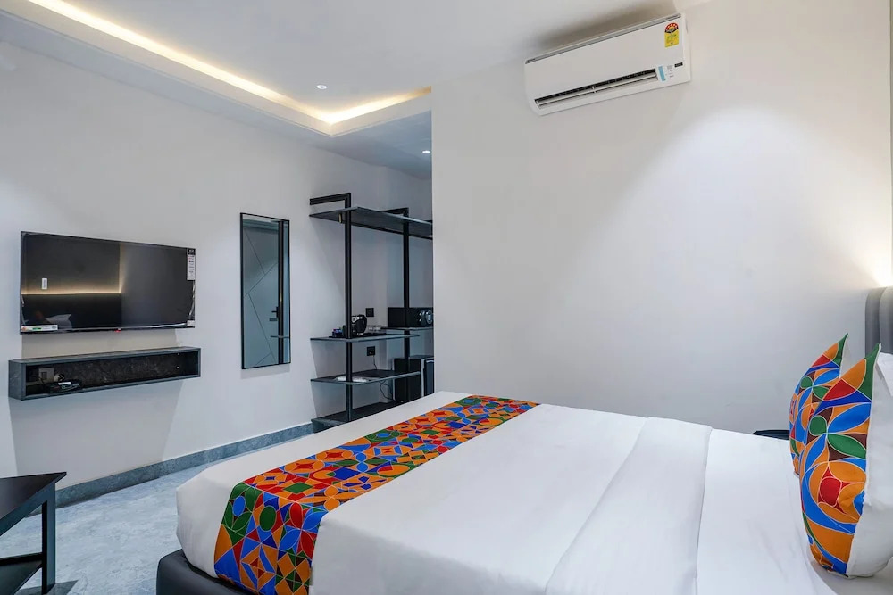 Хидерабад: Fabhotel Prime Cloud 5 Studios