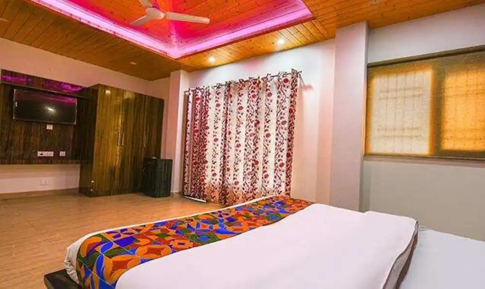 Дхарампур: Fabhotel The Kasauli Heavens