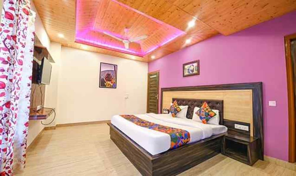 Дхарампур: Fabhotel The Kasauli Heavens