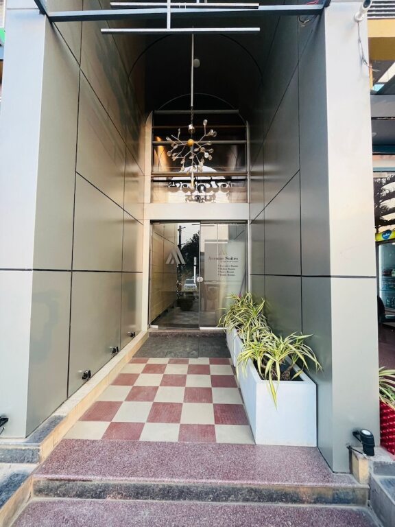 Бангалор: Avenue Suites