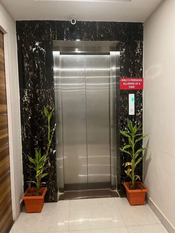 Бангалор: Avenue Suites