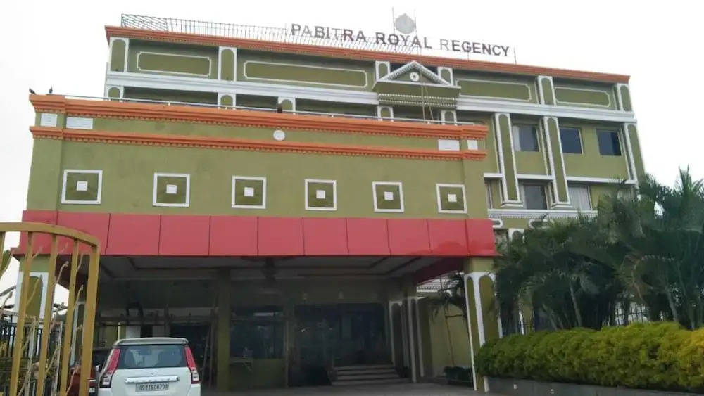 Бхубанешвар: Pabitra Royal Regency