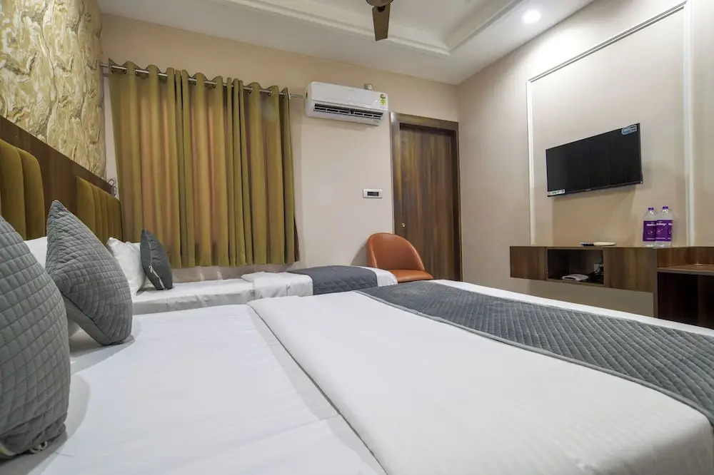 Удджайн: Hotel Miracle